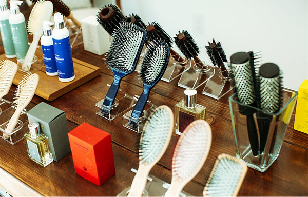http://www.accakappa.us/cdn/shop/articles/Do_You_Really_Need_More_Than_One_Hair_Brush_-_Image_grande.jpg?v=1636057331